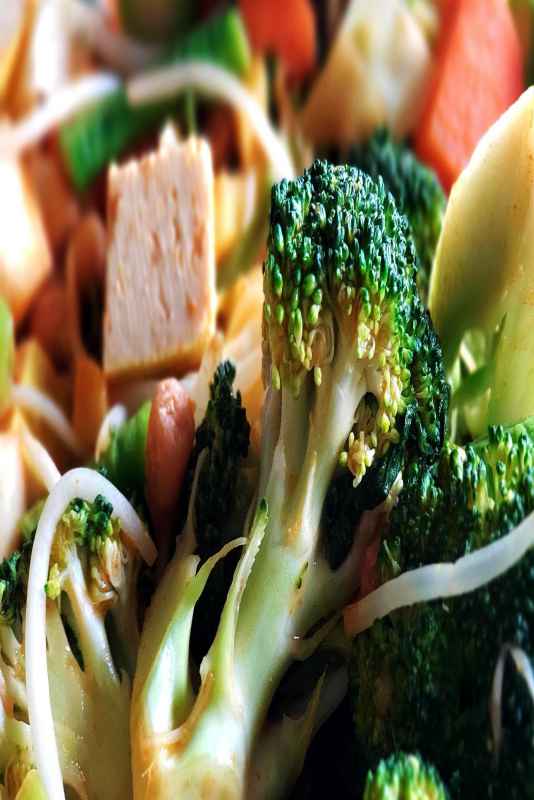 Chicken and Broccoli Stir Fry