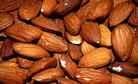 Almonds A Heart-Healthy Snack