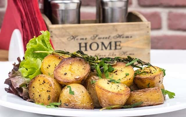 Garlic Herb Roasted Potatoes