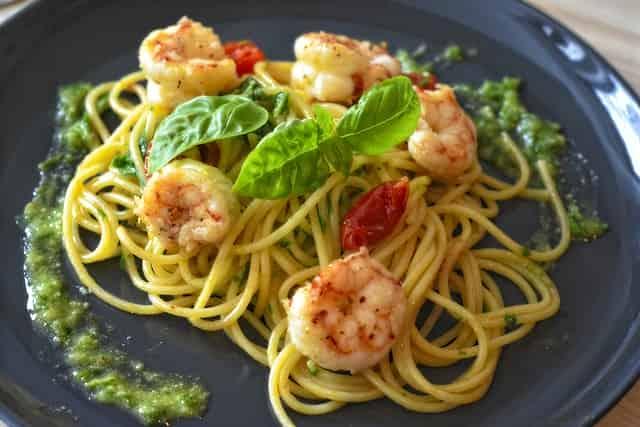 Zucchini Noodle Shrimp Scampi